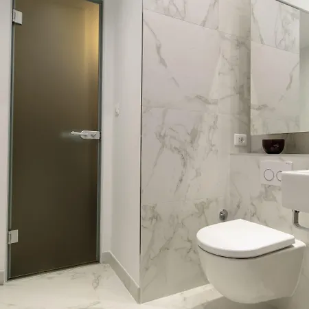 Apartment The Lux *